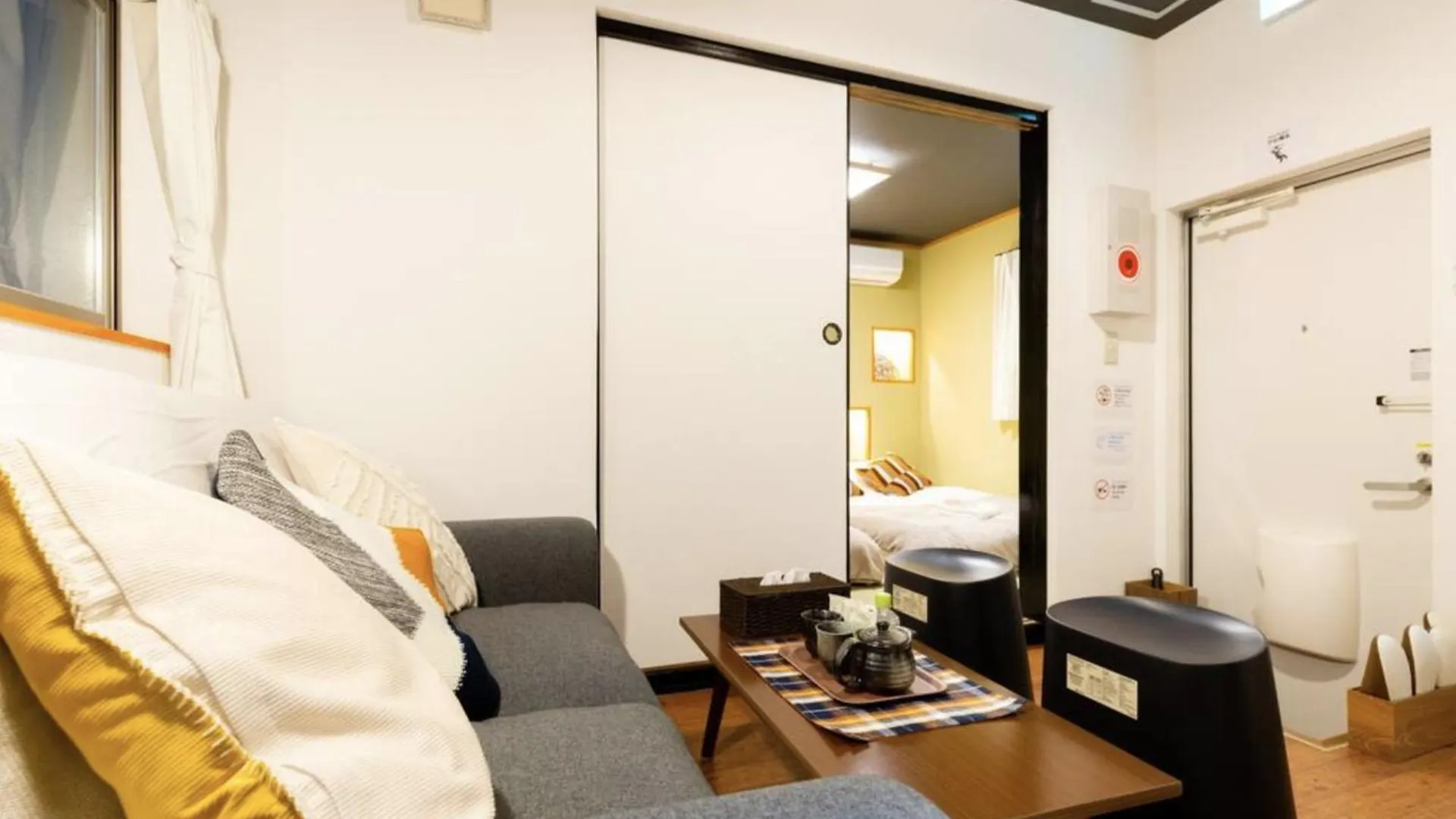 Holiday home -大国町戸建て1St Floor- 難波 Villa Osaka